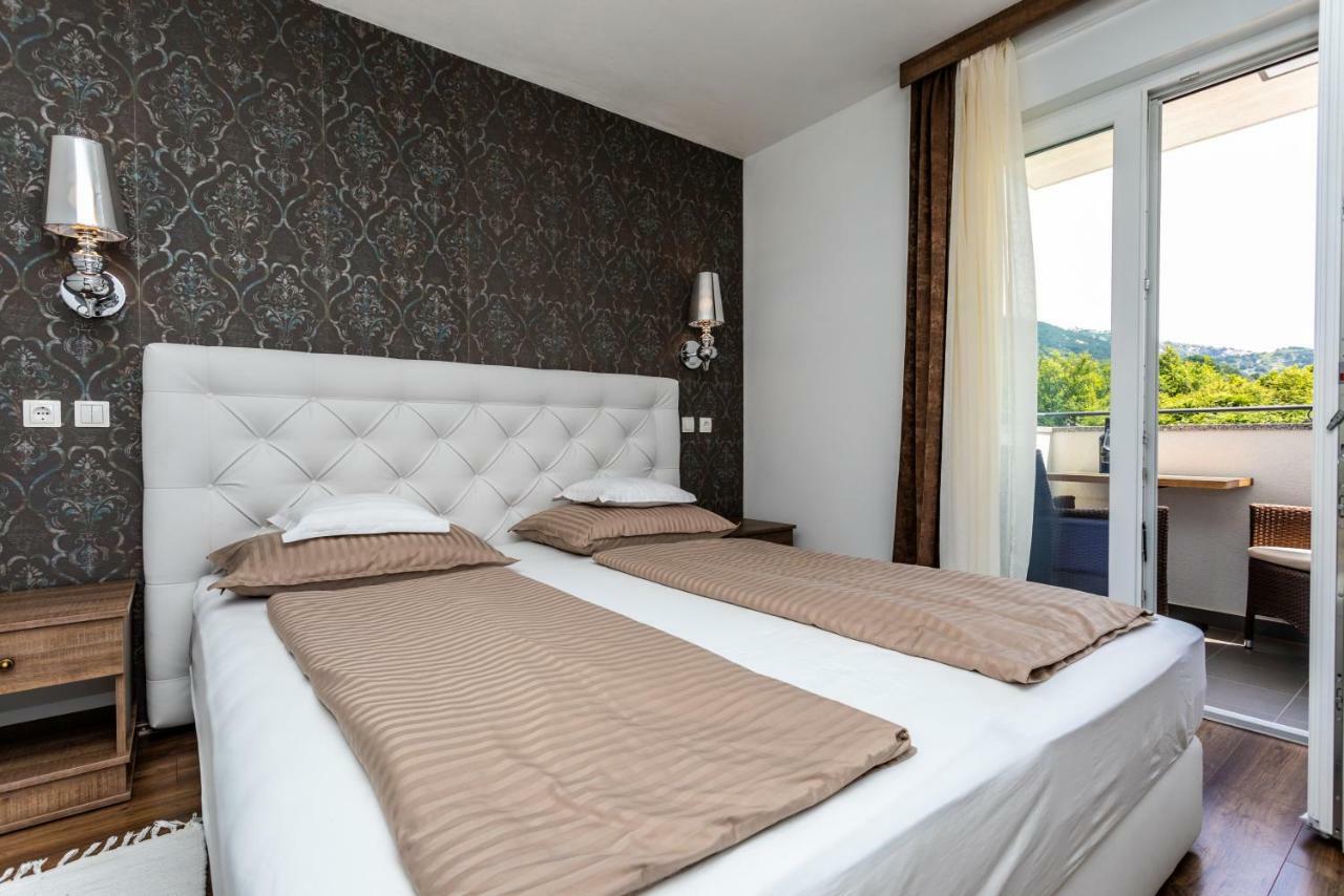Bed & Breakfast Dosen IV Baska  Luaran gambar